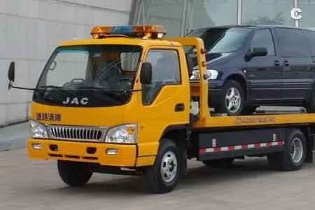 迪庆州拖车汽车道路救援拖车多少钱一辆